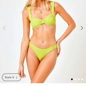 NWT Vibrant Bikini set by L*Space with Underwire Support. Medium Bottoms, DD Top